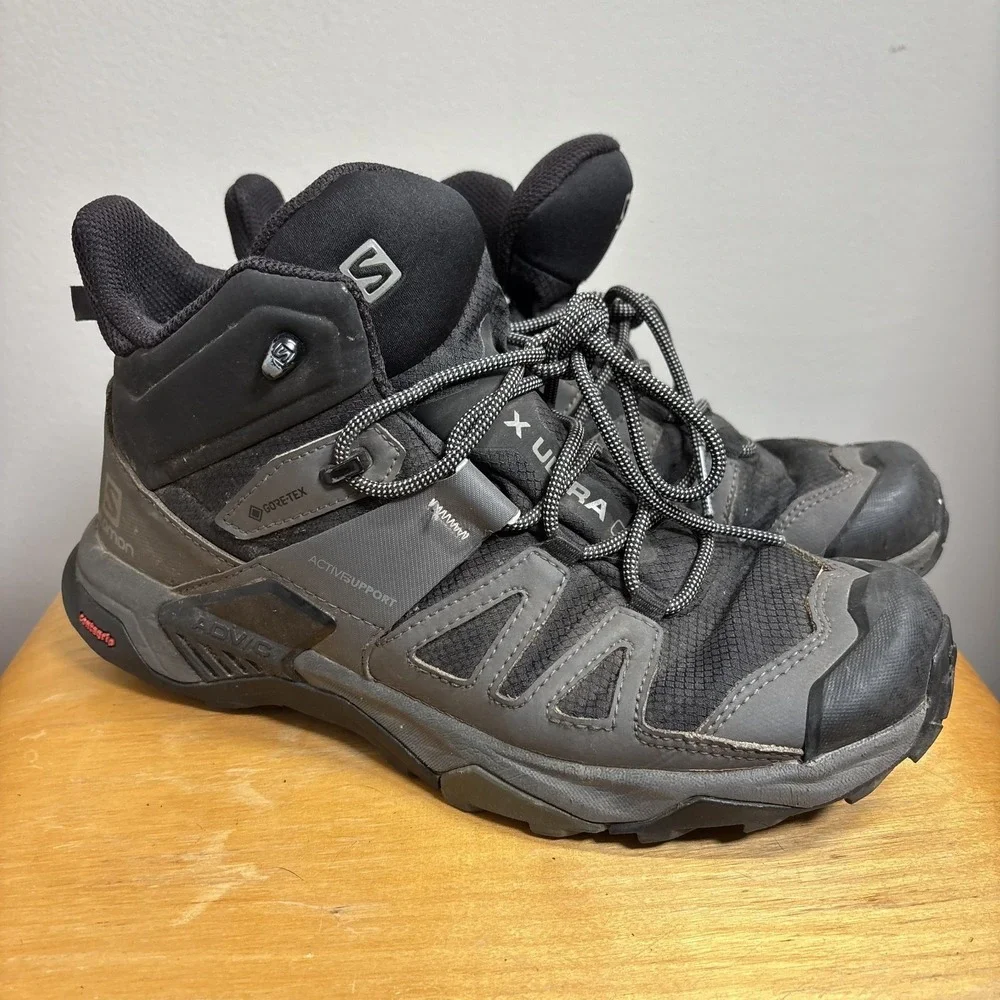 Salomon X Ultra Mid Gore Tex Boots Women's 9 Gorpcore Hiking Outdoors Black